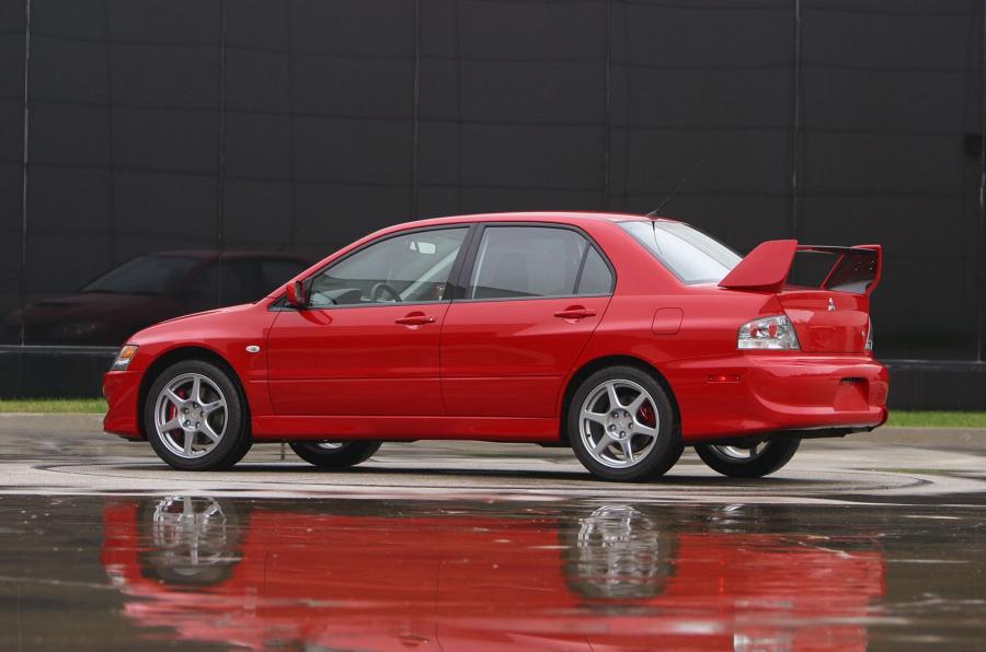  Mitsubishi Lancer Evolution VIII 2003 года  (фото 31 из 58)